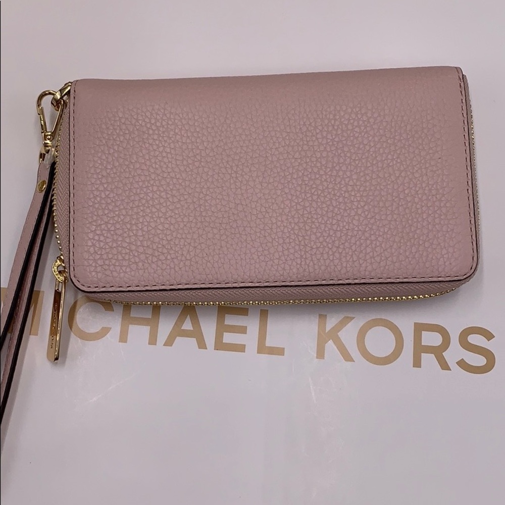 Michael Kors Jet Set Travel Phone Wallet Wristlet - Picture 4 of 16